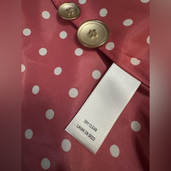 Kate Hill Women's Beige Blazer with Polka Dot Lining - Picture 5 of 13